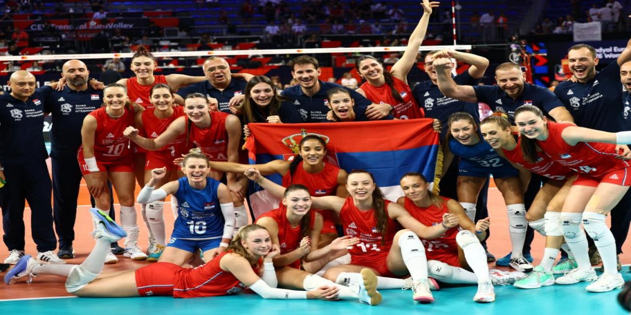 CEV Avrupa Şampiyonası'nda bronz madalya Sırbistan'ın oldu