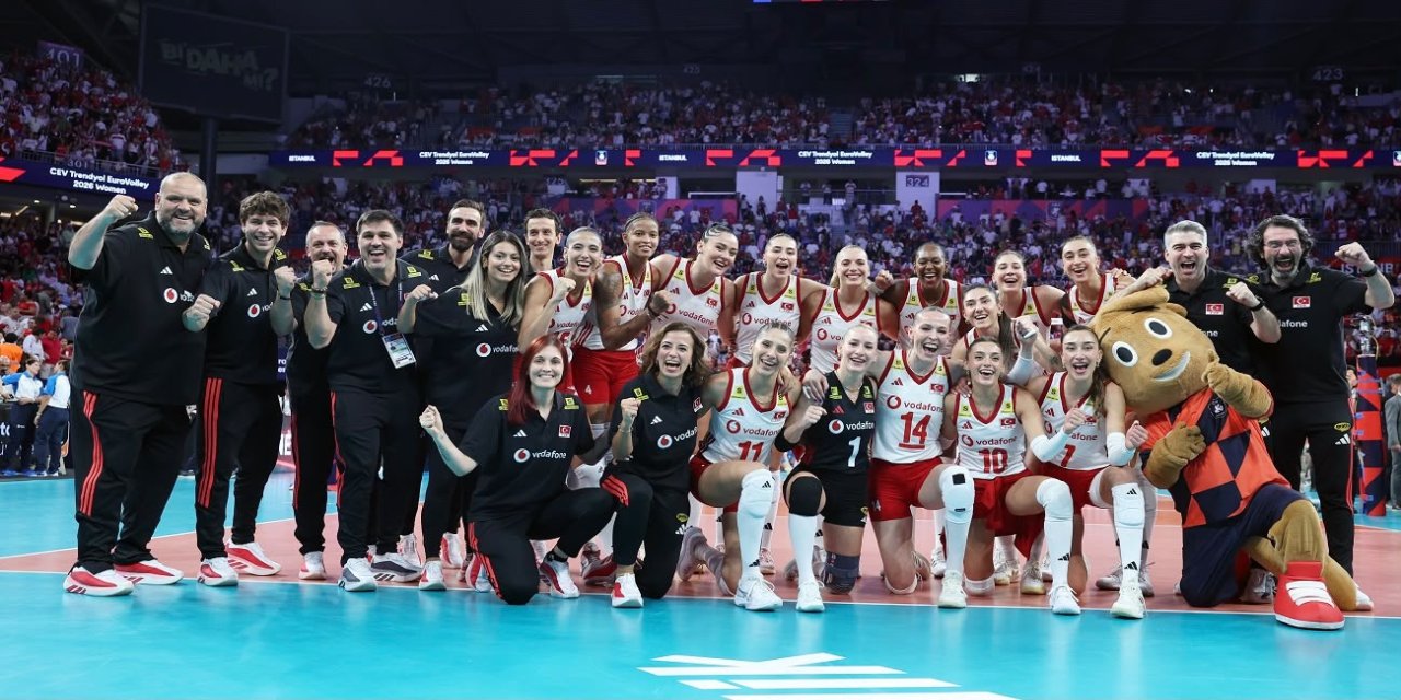 A Milli Voleybol Takımı, üst üste 2. kez Avrupa şampiyonu