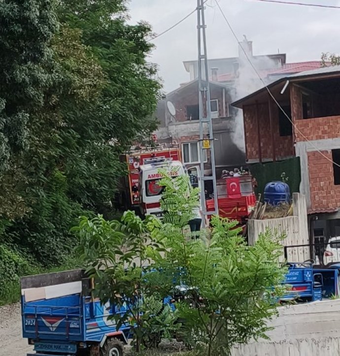 Samsun'da ev yangını: 1 ölü