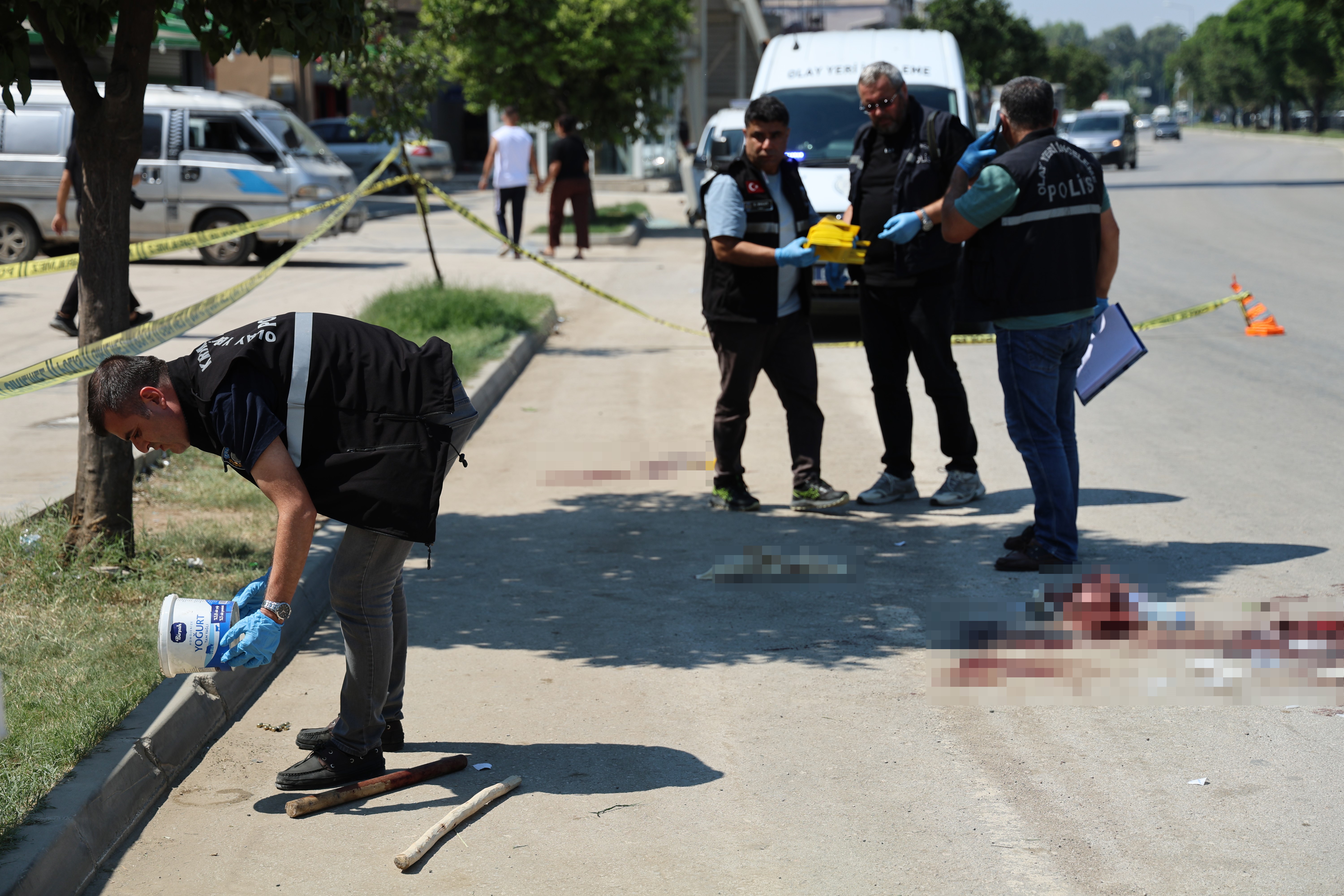 Boşanma davasından çıkan aileler birbirine girdi: 1 ölü, 5 yaralı