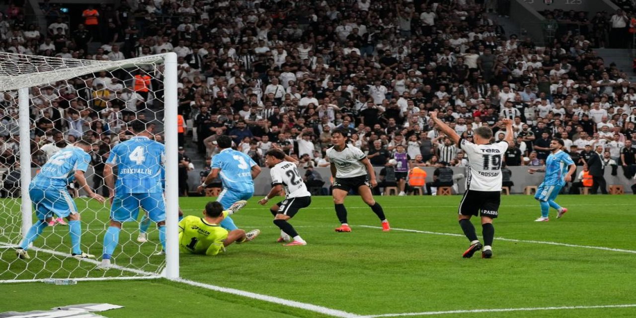 Beşiktaş, Erzurumspor'u Farklı Geçti: 3-0