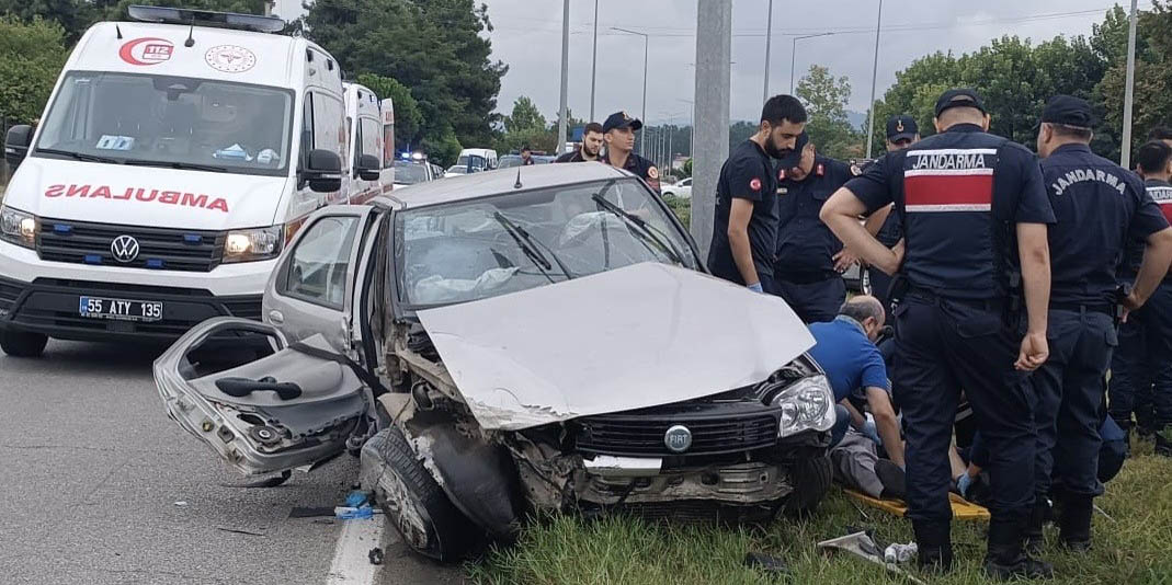 Samsun'da otomobiller çarpıştı: 5 yaralı
