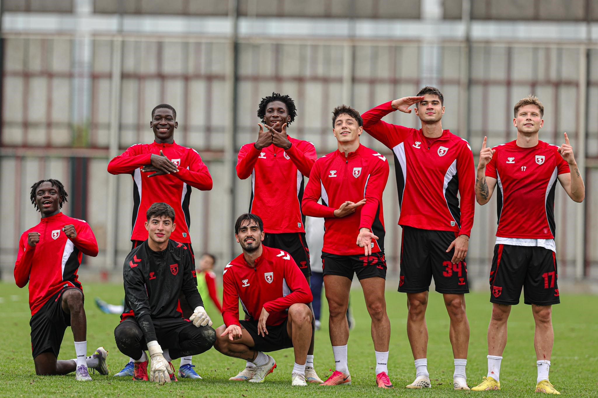 Samsunspor'da Erzurumspor mesaisi sürüyor