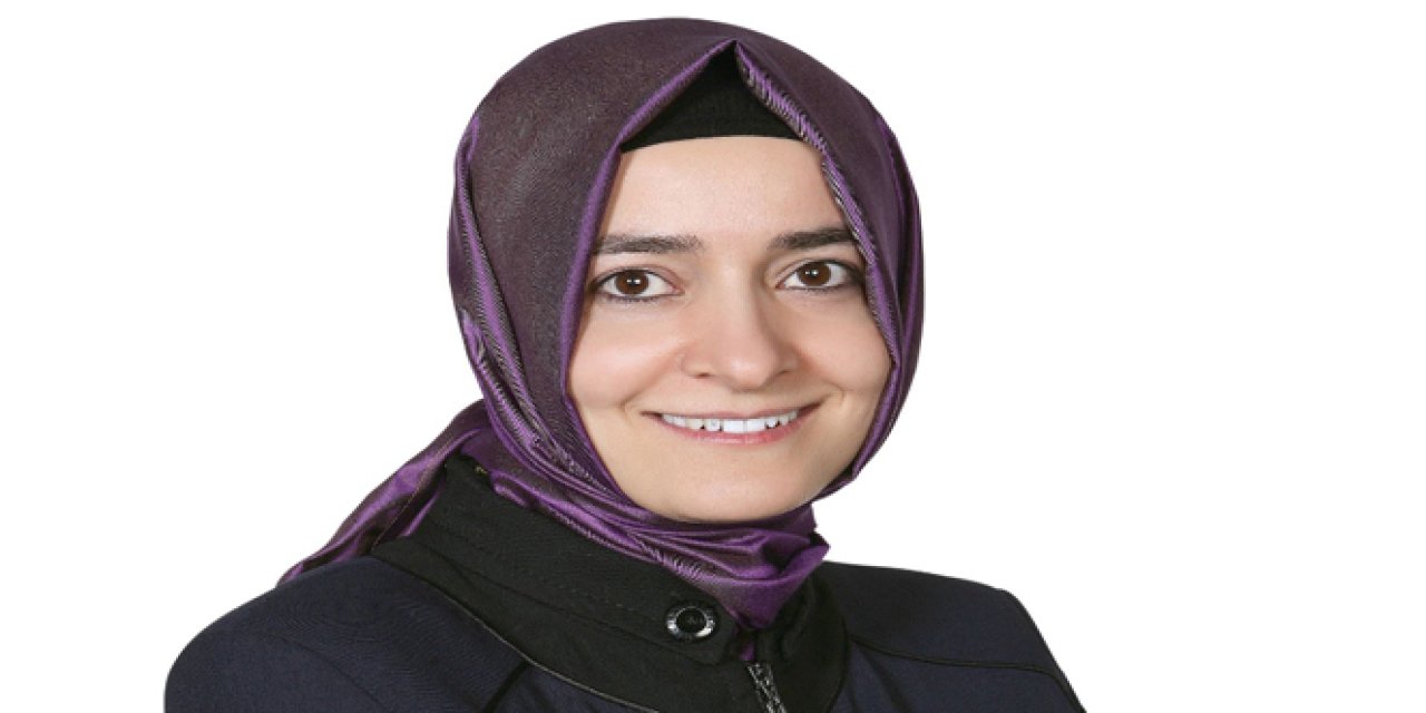 AK Parti Genel Başkan Yardımcısı Fatma Betül Sayan Kaya, görevlerinden affını istedi