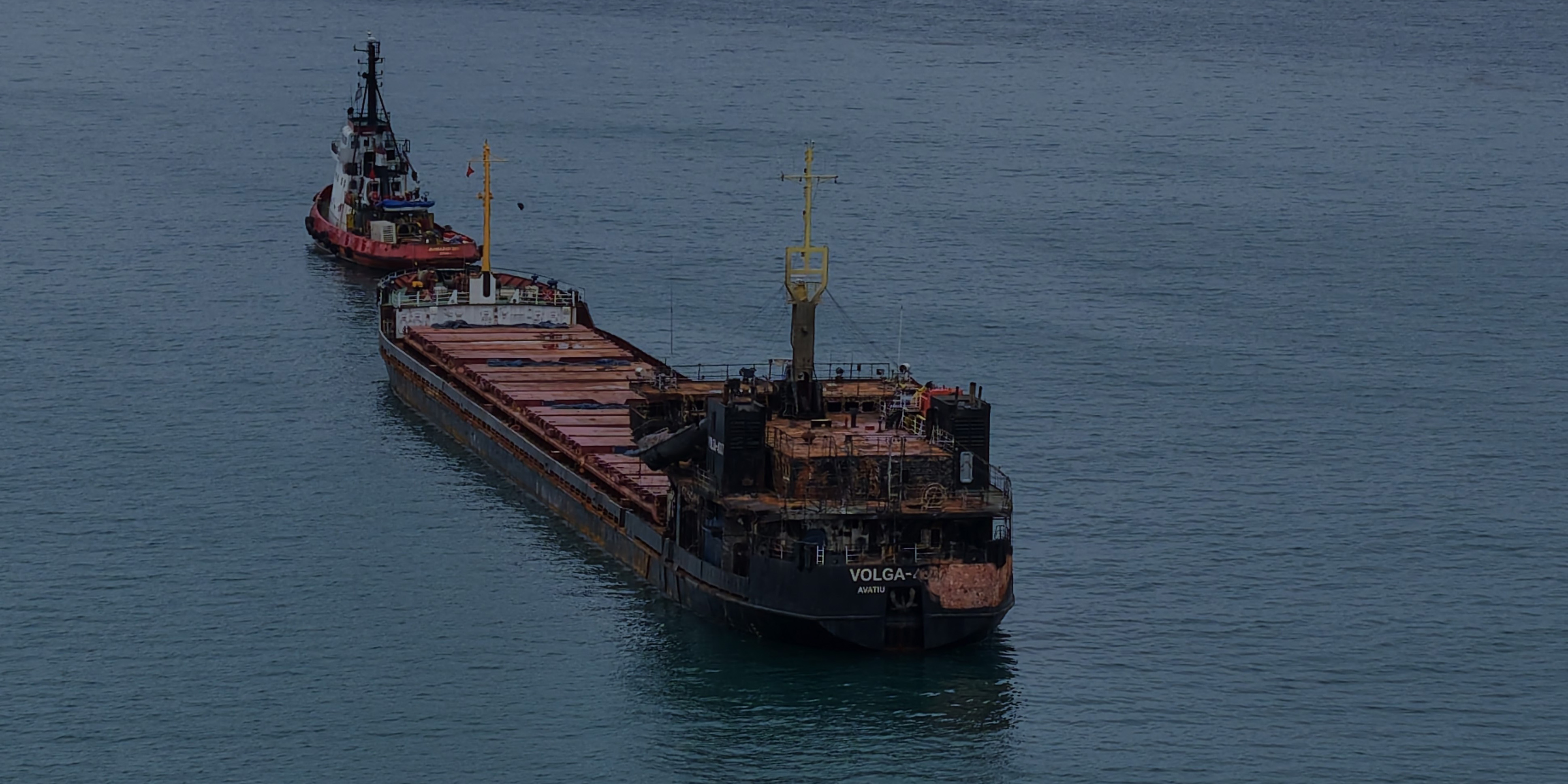 Savaşın izlerini taşıyan VOLGA-4007 isimli gemi Trabzon açıklarında