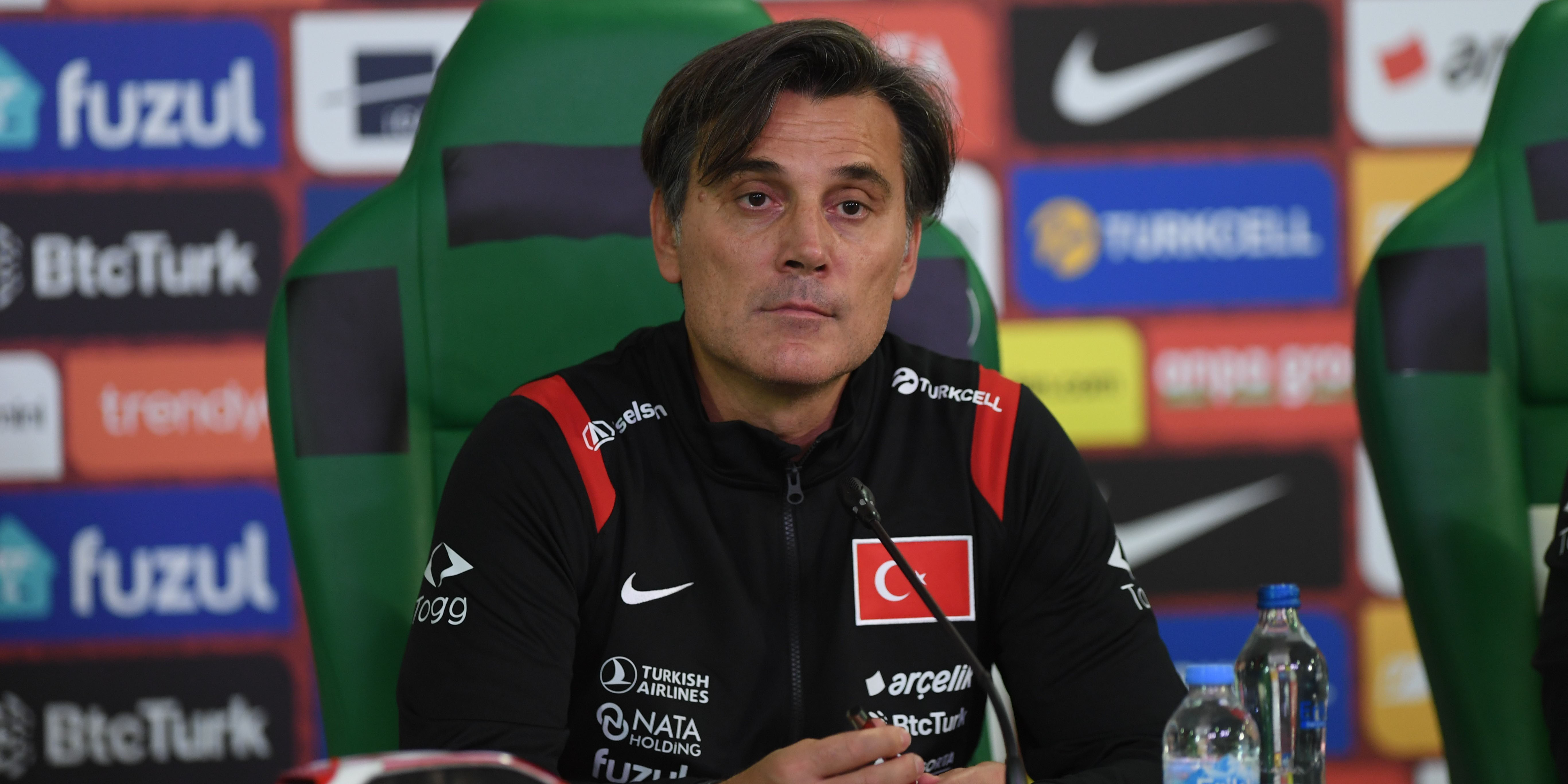 Vincenzo Montella'dan istifa açıklaması: "Hayır, yaptığım çalışmalara inanıyorum"