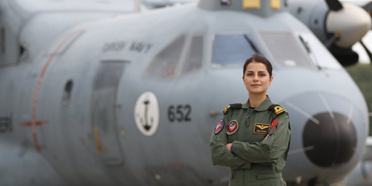 Gökyüzünde bir ilk: Türk Deniz Kuvvetleri'nin ilk kadın uçak pilotu