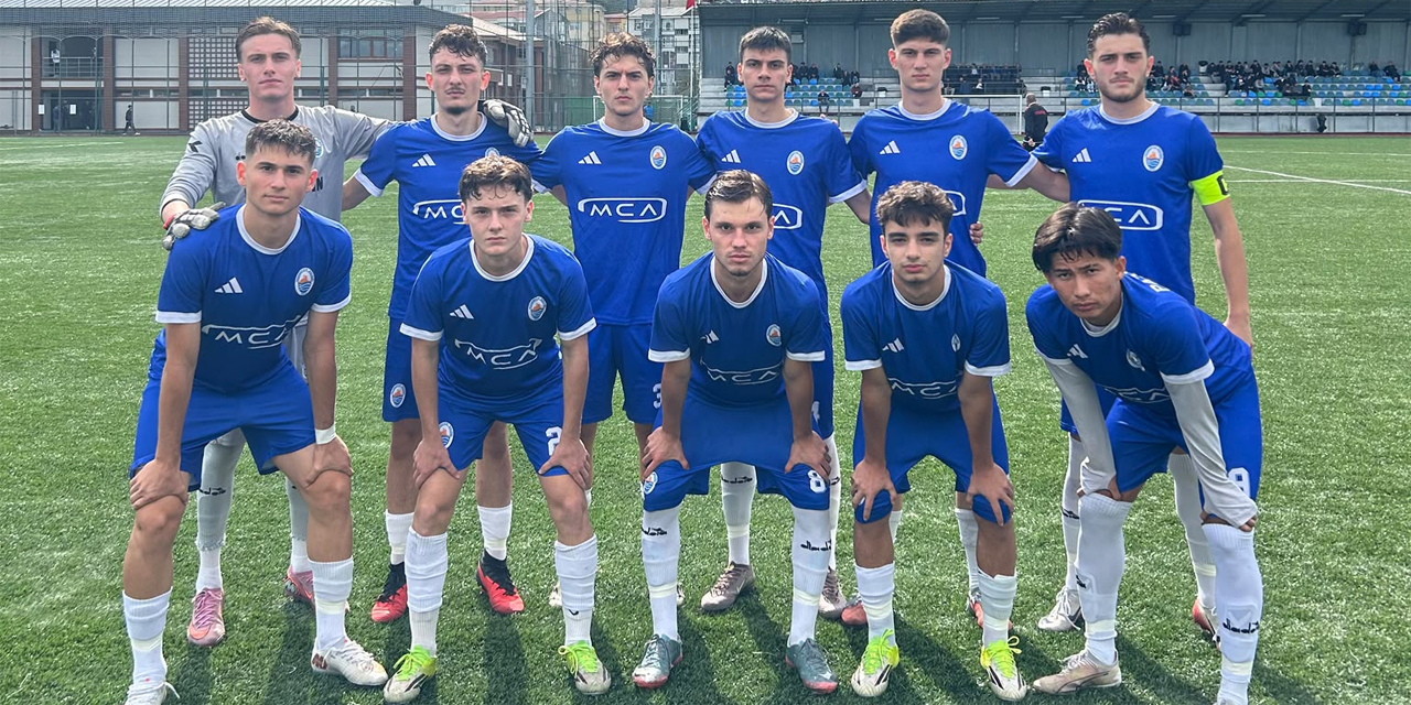 U19'da Rize Derbisinin Kazananı Pazarspor Oldu: 2-3