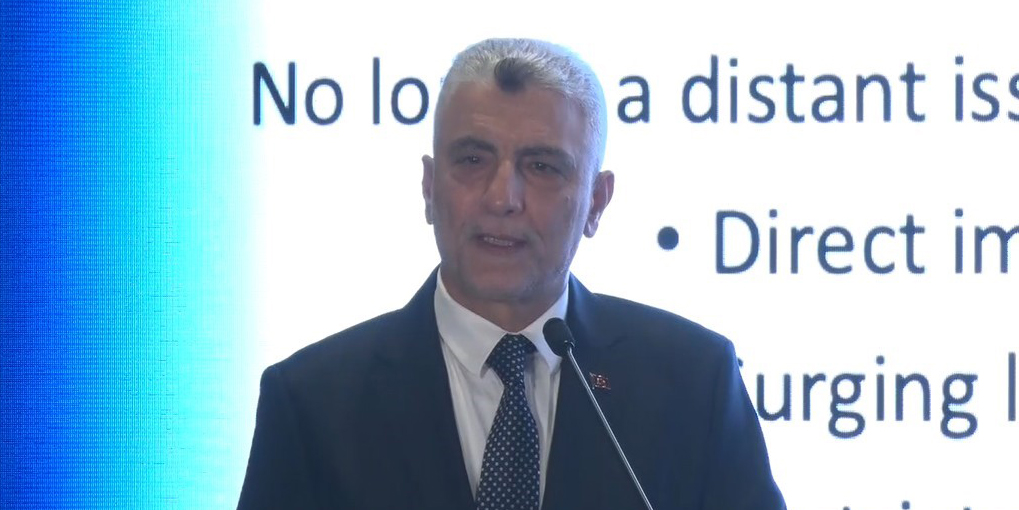 Bakan Bolat'tan yabancı yatırımcılara çağrı: "Geç kalmadınız, Türkiye'ye gelin"