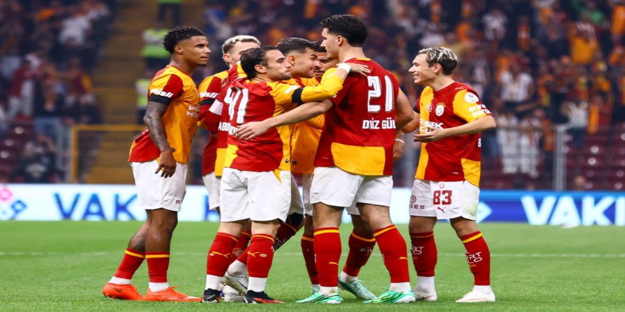 Galatasaray, UEFA Şampiyonlar Ligi'nde Barcelona'yı konuk edecek