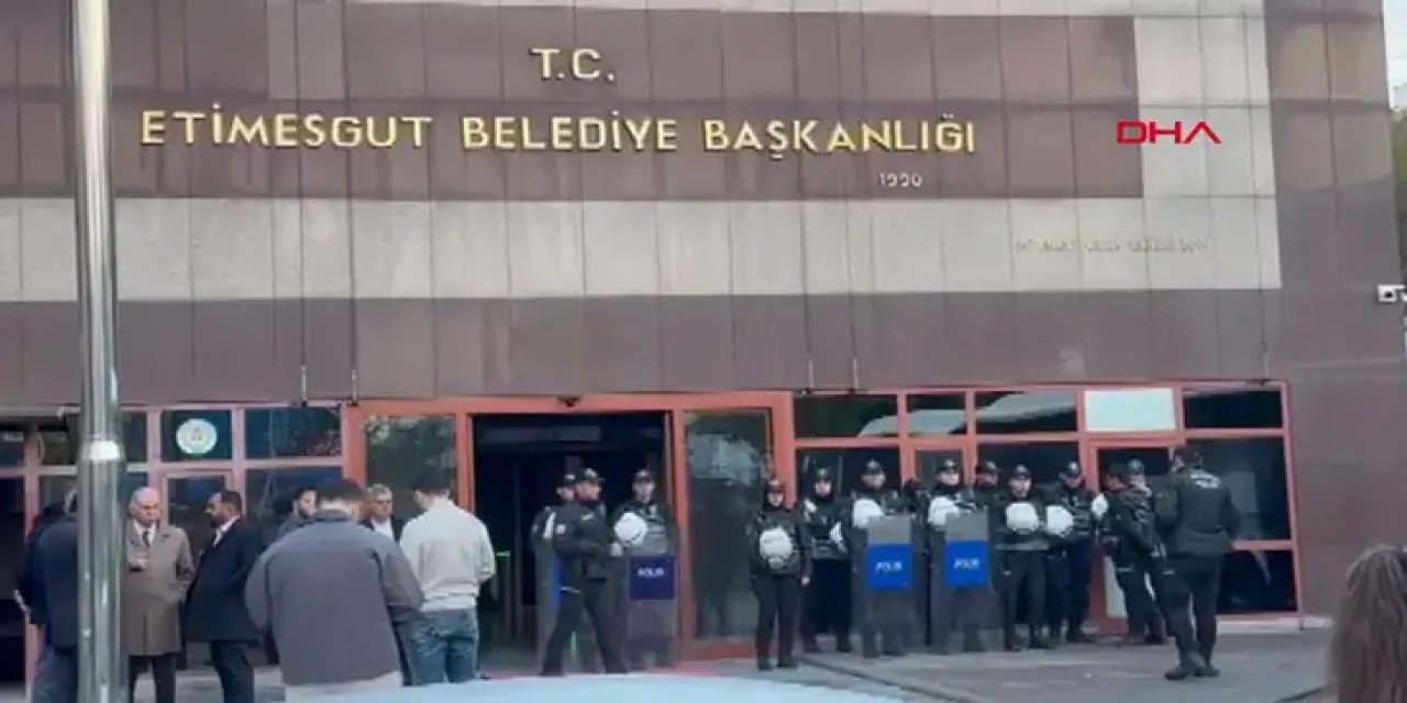 Etimesgut Belediyesi’nde yeni operasyon: 25 gözaltı
