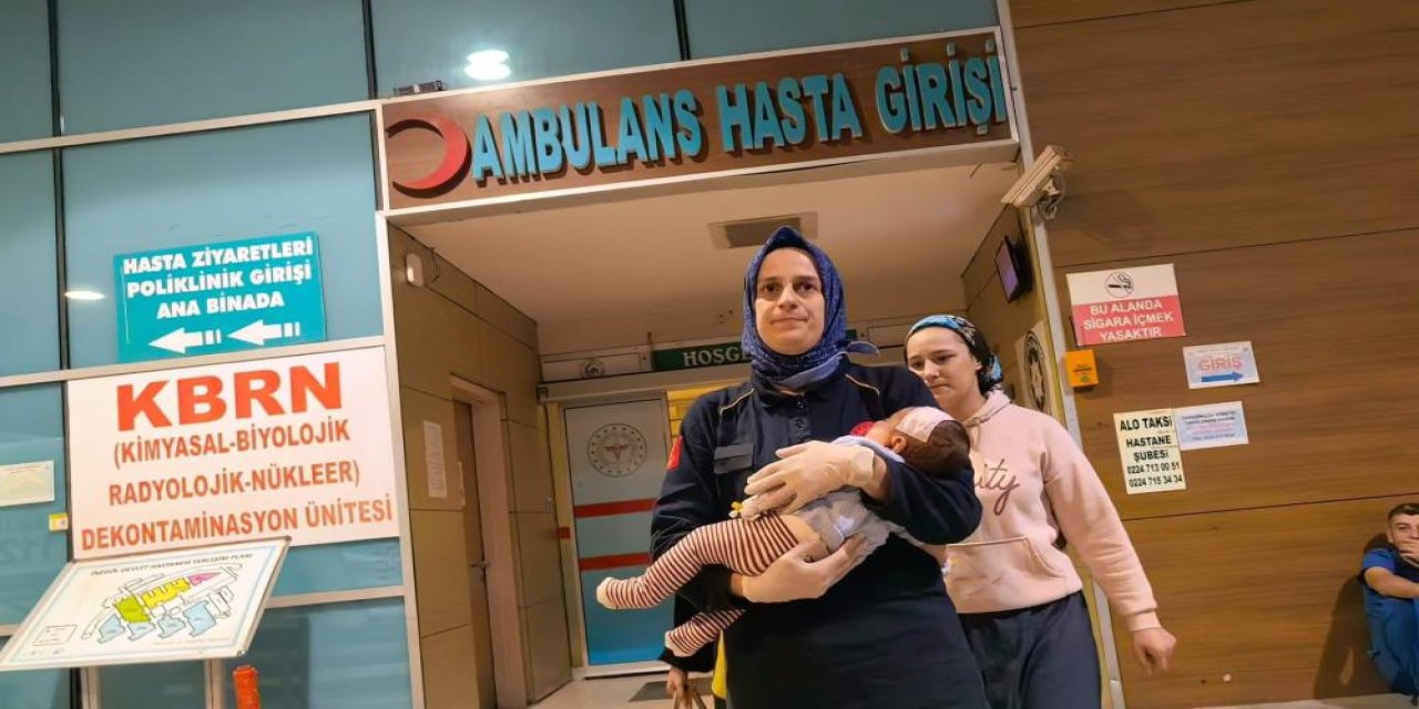 Kanepeden düşen bebek beyin kanaması geçirdi