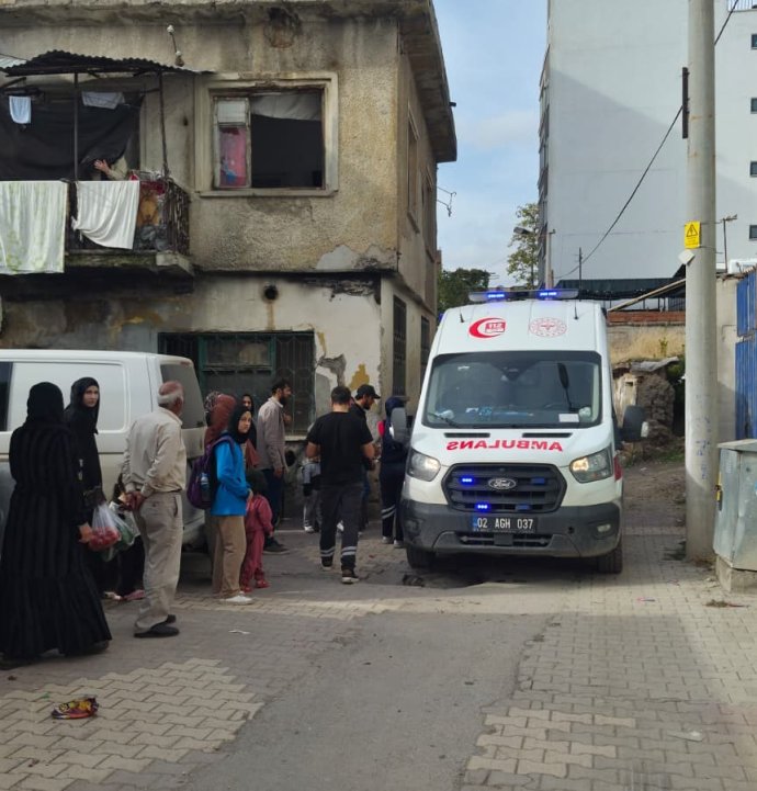 Motosiklet sürücüsü 5 yaşındaki çocuğa çarpıp kaçtı