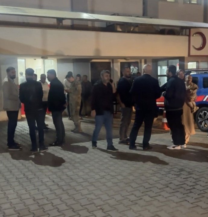 Gıda Zehirlenmesi Şüphesiyle Hastaneye Kaldırılanların Sayısı 40'a Yükseldi