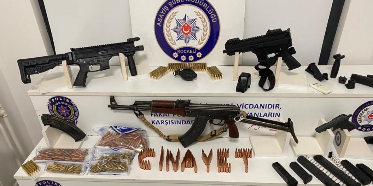 3 Yıl Sonra Yakalanan Cinayet Şüphelisinin Evinden Cephanelik Çıktı