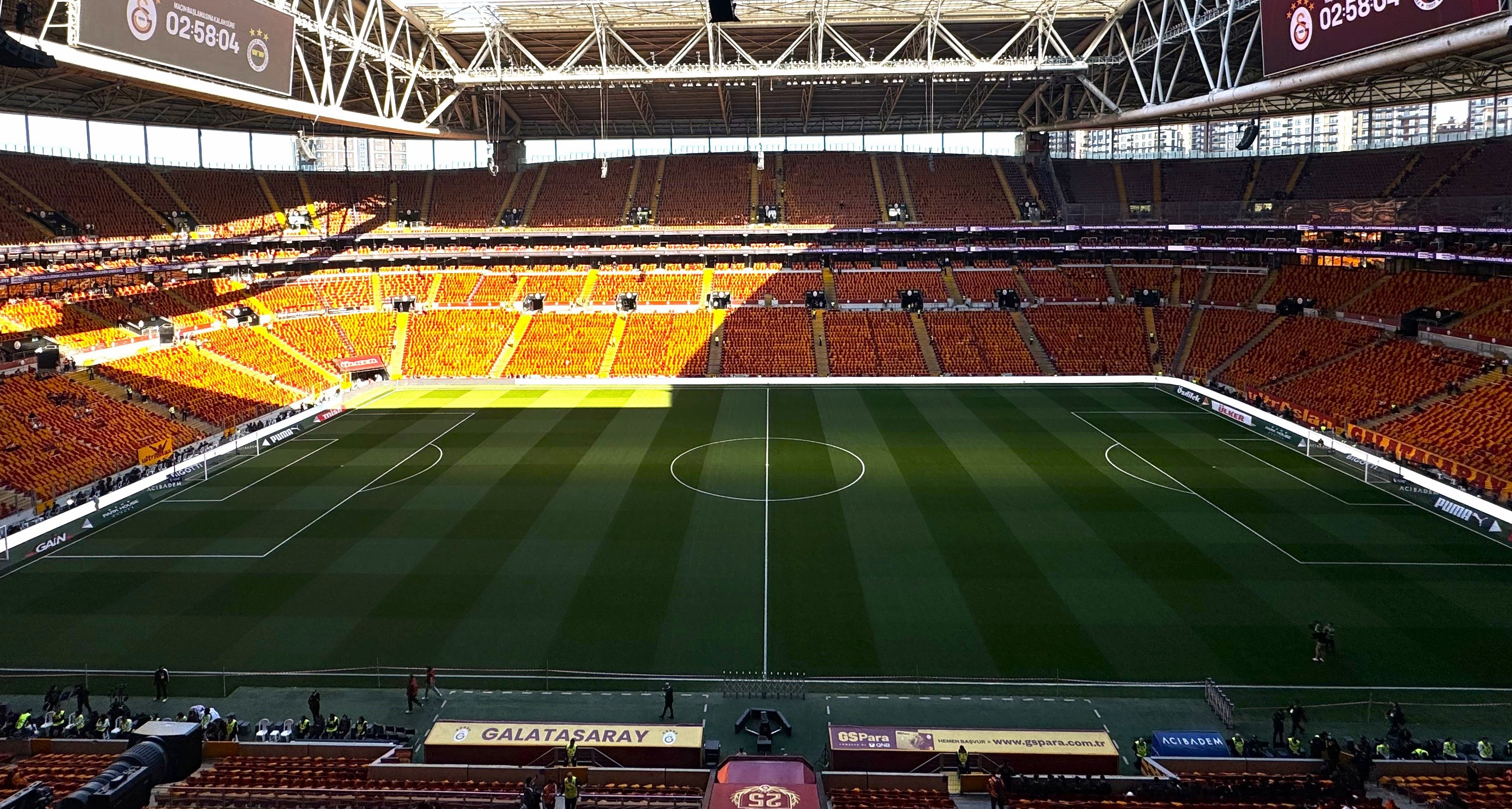 RAMS Park'ta 18. Galatasaray - Fenerbahçe derbisi