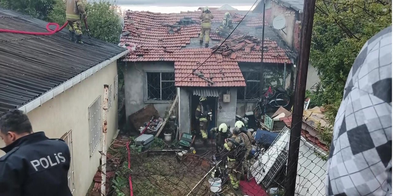 Maltepe’de gecekondu yangını: 12 yaşındaki çocuk hayatını kaybetti