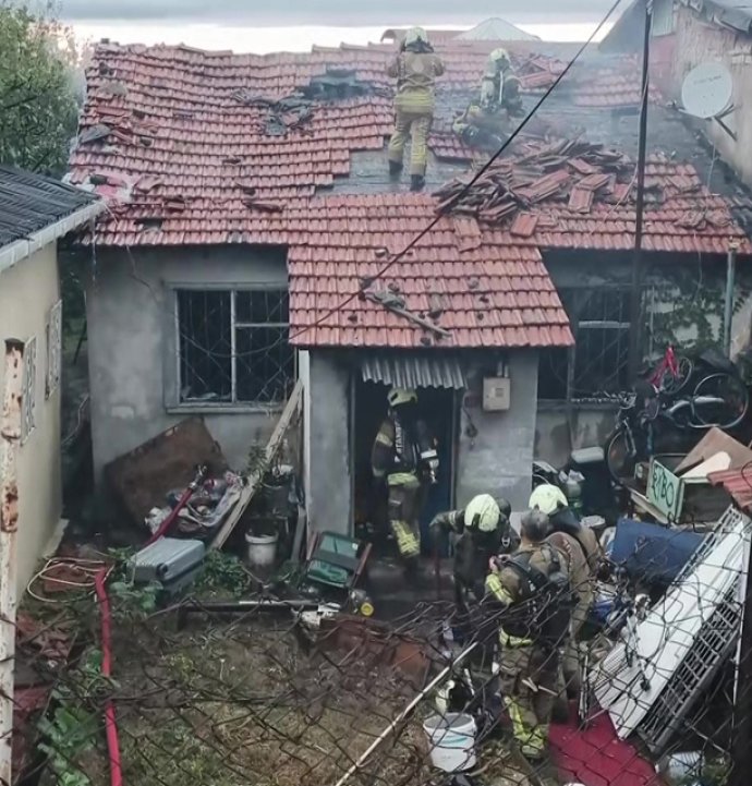 Maltepe’de gecekondu yangını: 12 yaşındaki çocuk hayatını kaybetti