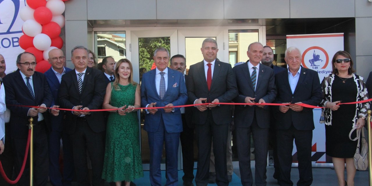 Düzce’de ‘Sabiha Ulusoy Kütüphanesi’ Hizmete Açıldı