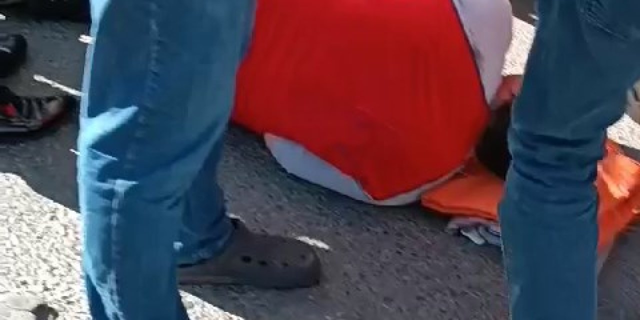 Bayrampaşa'da El Frenini Çekmeyi Unuttuğu Kamyon 9 Araca Çarptı: Kamyon Şoförü Yaralandı