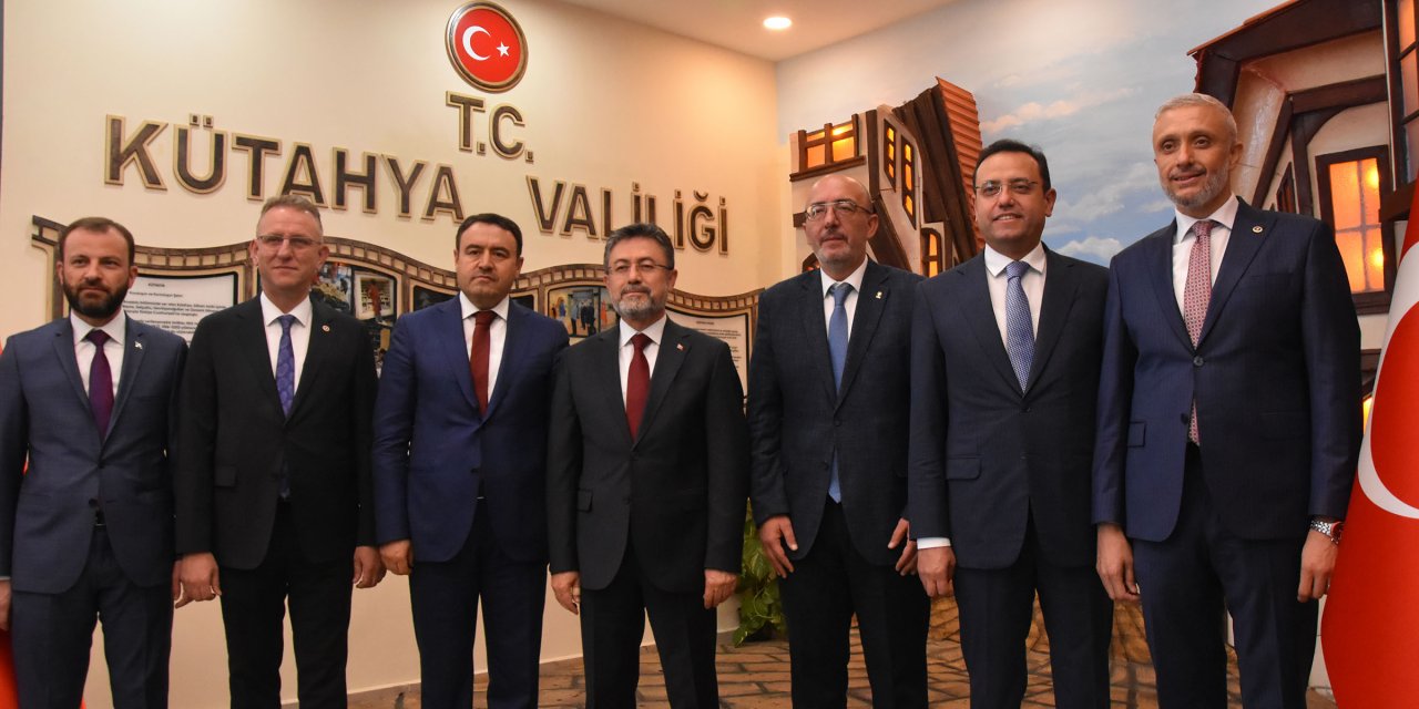 Bakan Yumaklı: Çiftçinin Güçleneceği, Sürdürülebilir Bir Üretimi Sağlayacağız (2)