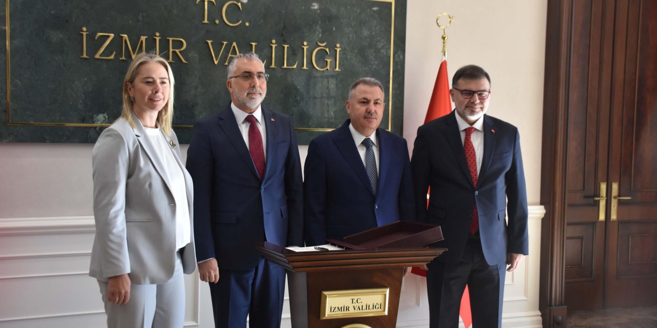 Bakan Işıkhan İzmir’de