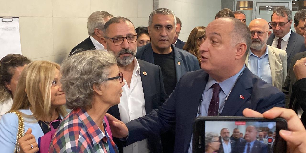 İbb Yöneticisine "terör Örgütüne Yardım" Davasında 15 Yıla Kadar Hapis Talebi