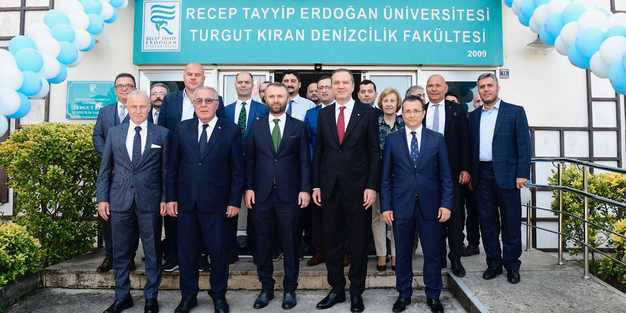 Rize'de üniversiteye denizcilik alanında iki yerli simülatör kuruldu