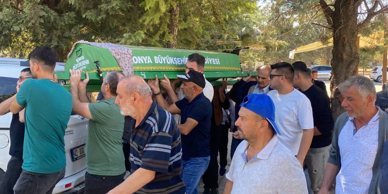 15'nci Kattan Atlayan 2 Genç Kızdan Latife'nin Ailesi, Kayıp Başvurusunda Bulunmuş