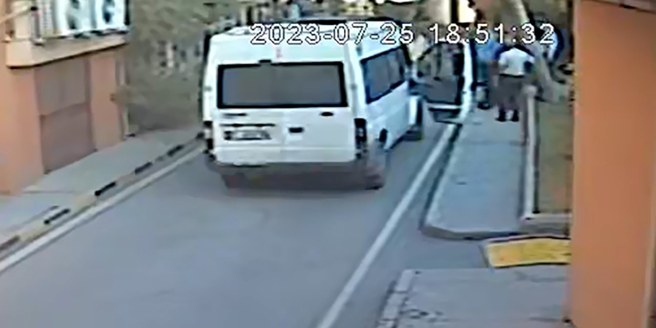 Kardeşinin Cenazesini Almaya Gitti, ‘Yol Vermeme’ Tartışmasında Bıçaklandı