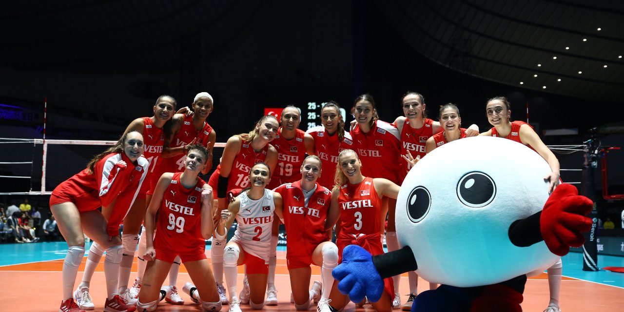 'Rüya Takım' Büyülemeye Devam Ediyor