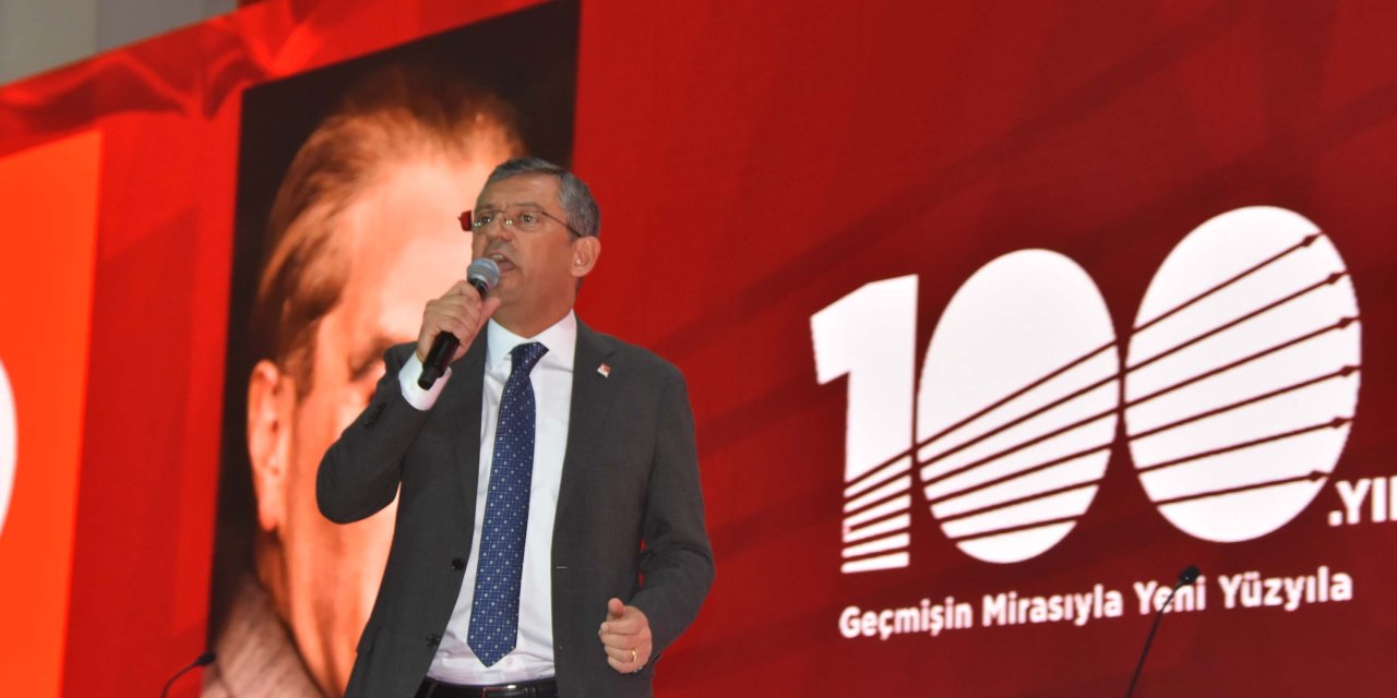 Özgür Özel: Chp'yi Ayağa Kaldırmak İçin Babaevinden Helallik Almaya Geldim