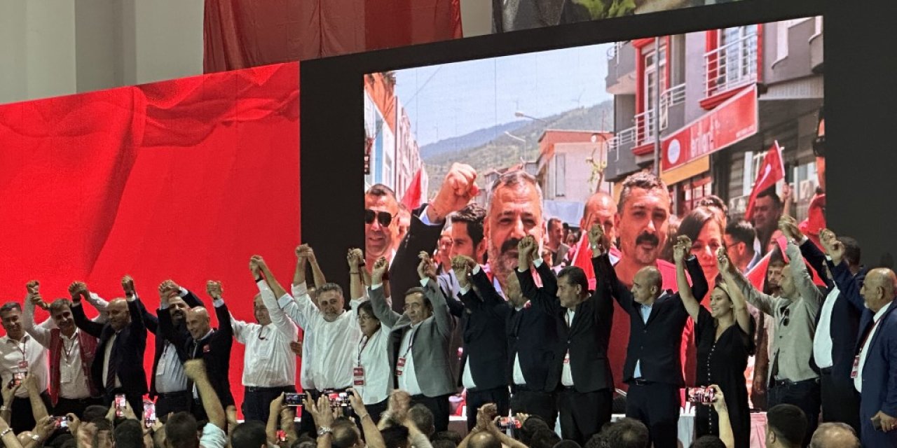 Özgür Özel: Chp'yi Ayağa Kaldırmak İçin Babaevinden Helallik Almaya Geldim (3)