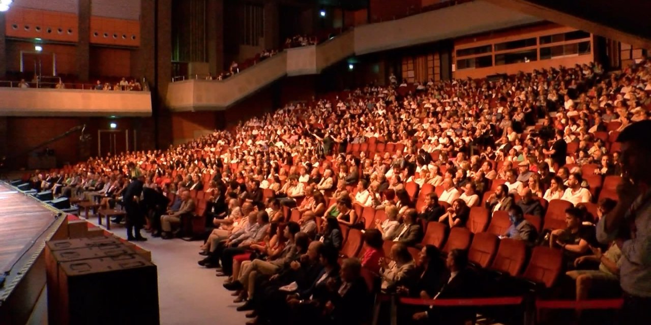 Kılıçdaroğlu: Bu Aydınlardan Birisi De Merdan Yanardağ, Buradan Sevgilerimi Ve Saygılarımı Gönderiyorum
