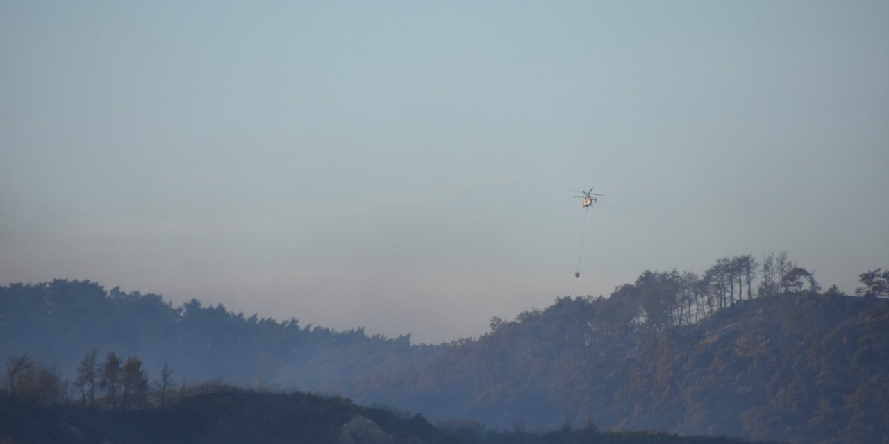Bakan Yumaklı: İzmir'de Yangına Müdahale Eden Bir Helikopter Baraja Düştü (2)