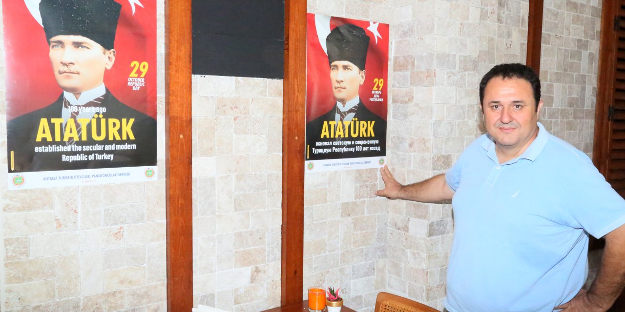 Fransız Derginin 100'üncü Yıl Kapağı, Antalya'ya Örnek Oldu