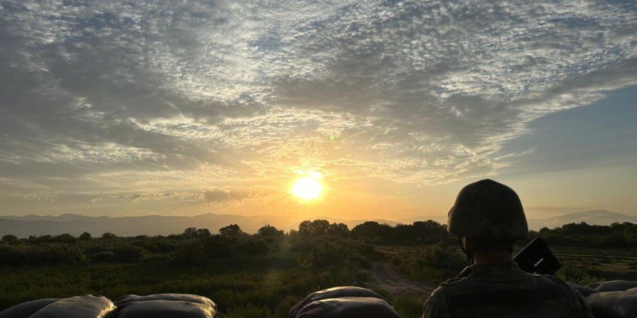 Msb: Türkiye'ye Geçmeye Çalışan Deaş'lı Yakalandı