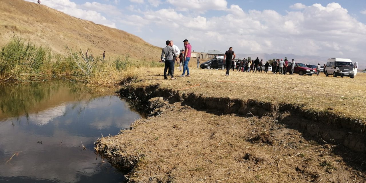 Muhammed, Serinlemek İçin Girdiği Derede Boğuldu