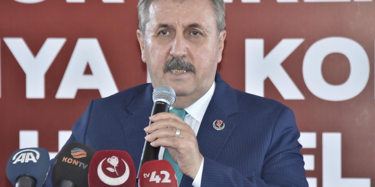 Destici: Yeni Anayasa Bir An Önce Çıkartılmalı