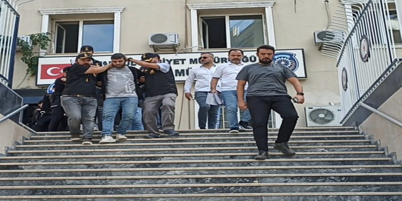 Fatih Kadınlar Pazarı'ndaki Cinayet: 10 Şüpheli Adliyeye Sevk Edildi