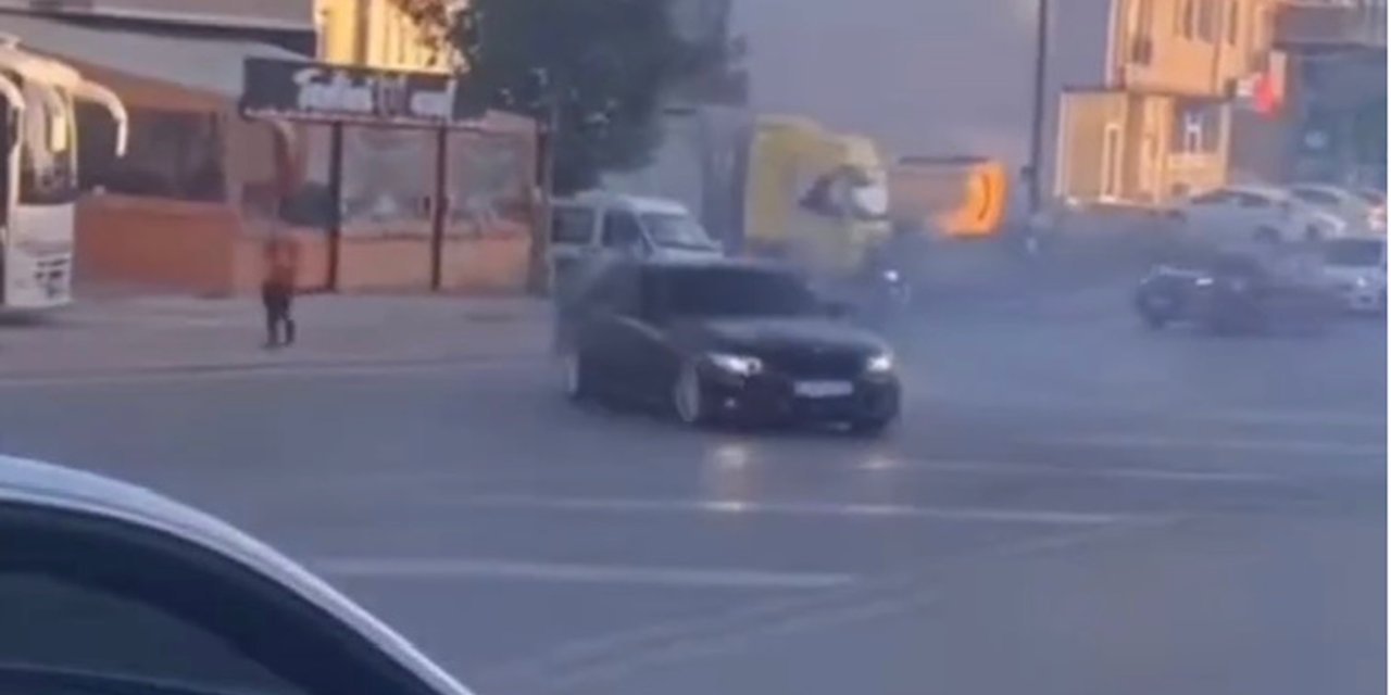Gebze'de Düğün Konvoyunda Drift Kamerada