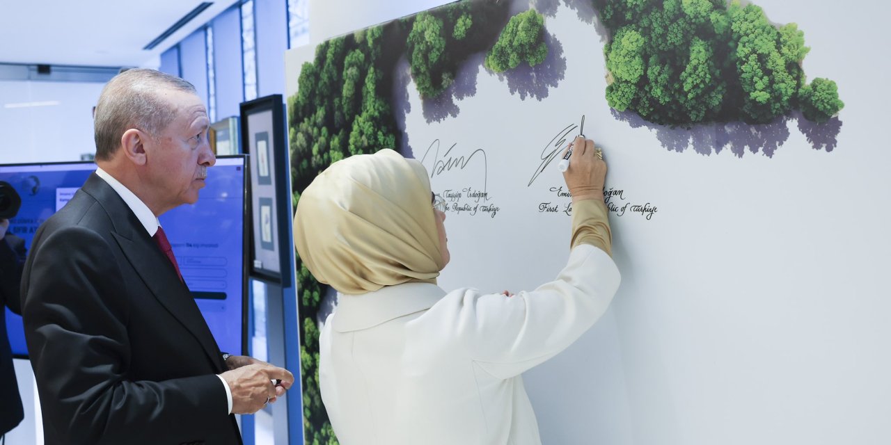 Cumhurbaşkanı Erdoğan New York'ta, Küresel Sıfır Atık İyi Niyet Beyanına İlk İmzayı Attı