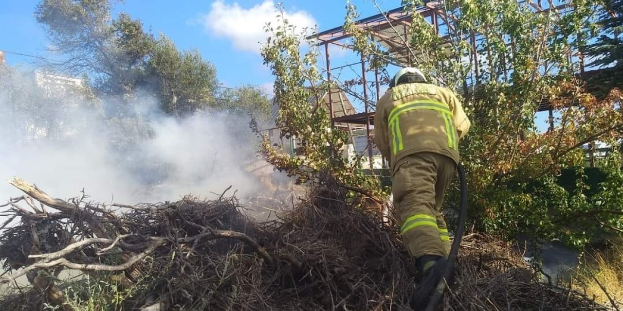 Kaynak Makinesinden Çıkan Yangın, Söndürüldü
