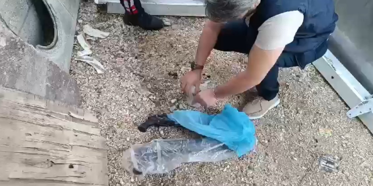 Mersin'de Organize Suç Örgütüne Şafak Operasyonu: 17 Gözaltı (2)