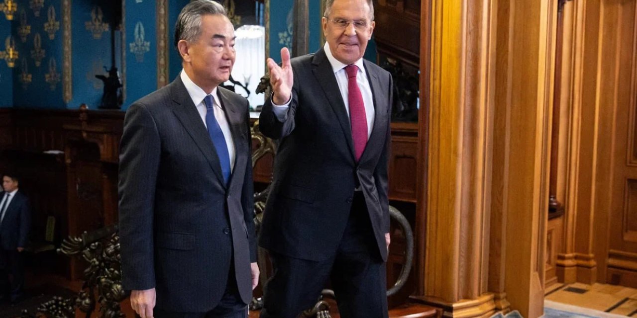 Çin Dışişleri Bakanı Yi, Rus Mevkidaşı Lavrov İle Görüştü