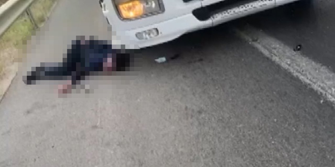 Tır, Arıza Nedeniyle Emniyet Şeridinde Duran Tır'a Çarptı; 2 Şoför Öldü