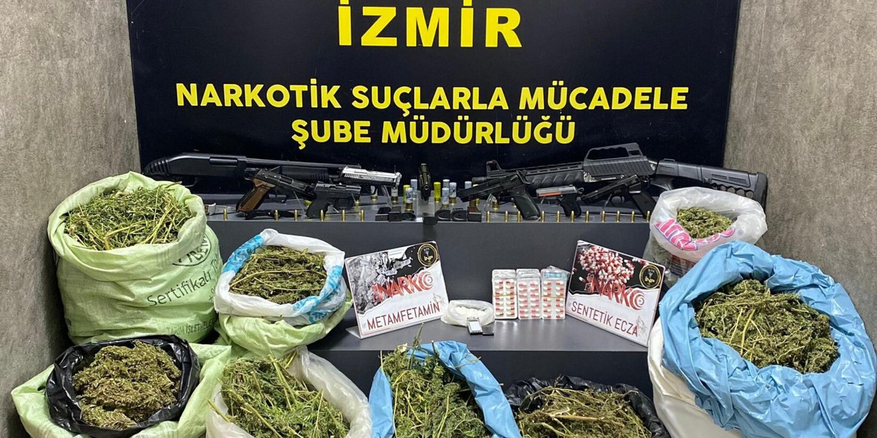 İzmir'de 33 Adrese Eş Zamanlı Uyuşturucu Operasyonu: 24 Gözaltı