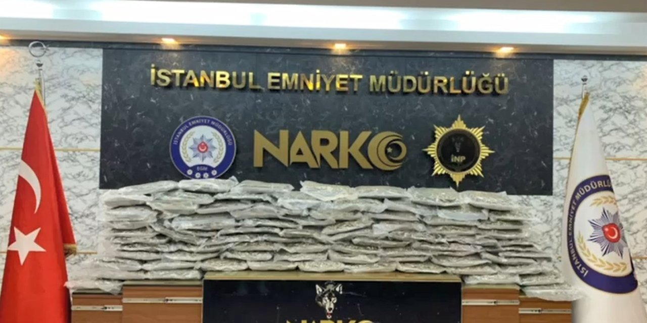 (Ek Fotoğraflarla) Bulgaristan'dan Gelen Hasta Nakil Ambulansında Uyuşturucu Operasyonu