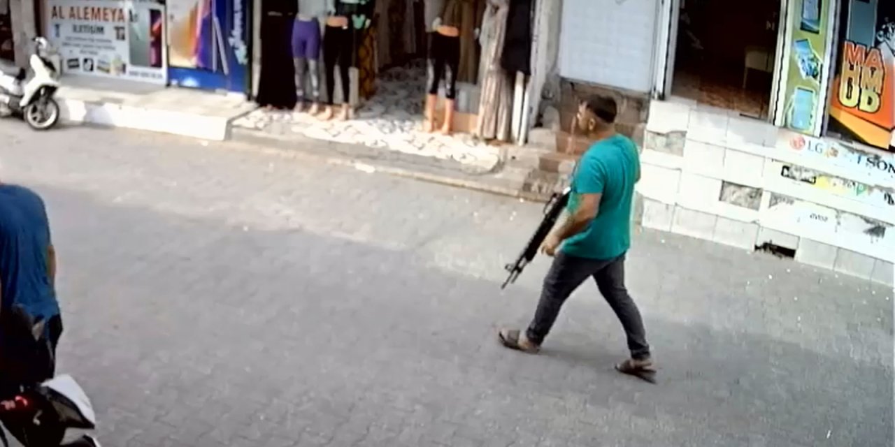 Haraç Vermeyen Esnafı Öldürdü; Tüfekle Ateş Etme Anı Kamerada