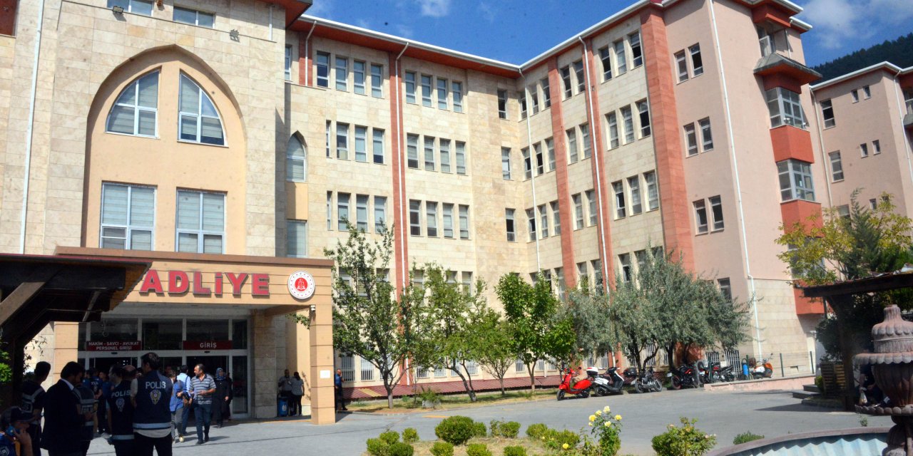 Yazıcıoğlu Davası 2024'e Ertelendi, Duruşma Çıkışında Gerginlik Yaşandı